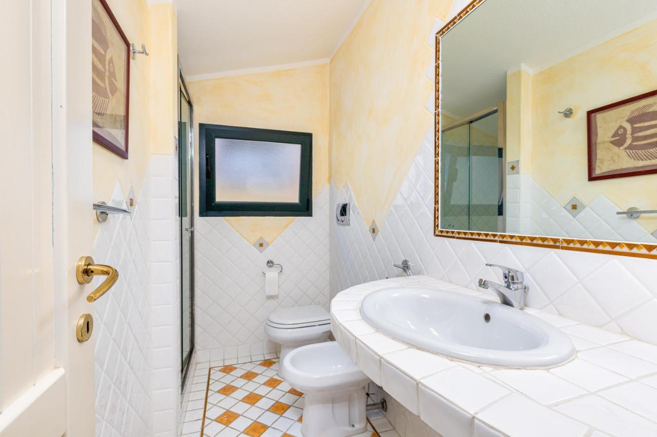 Casa Vacanze Baia Del Faro Palau Ngoại thất bức ảnh